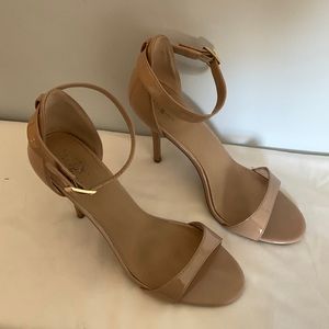 Mossimo cream high heel sandal with ankle strap size 9